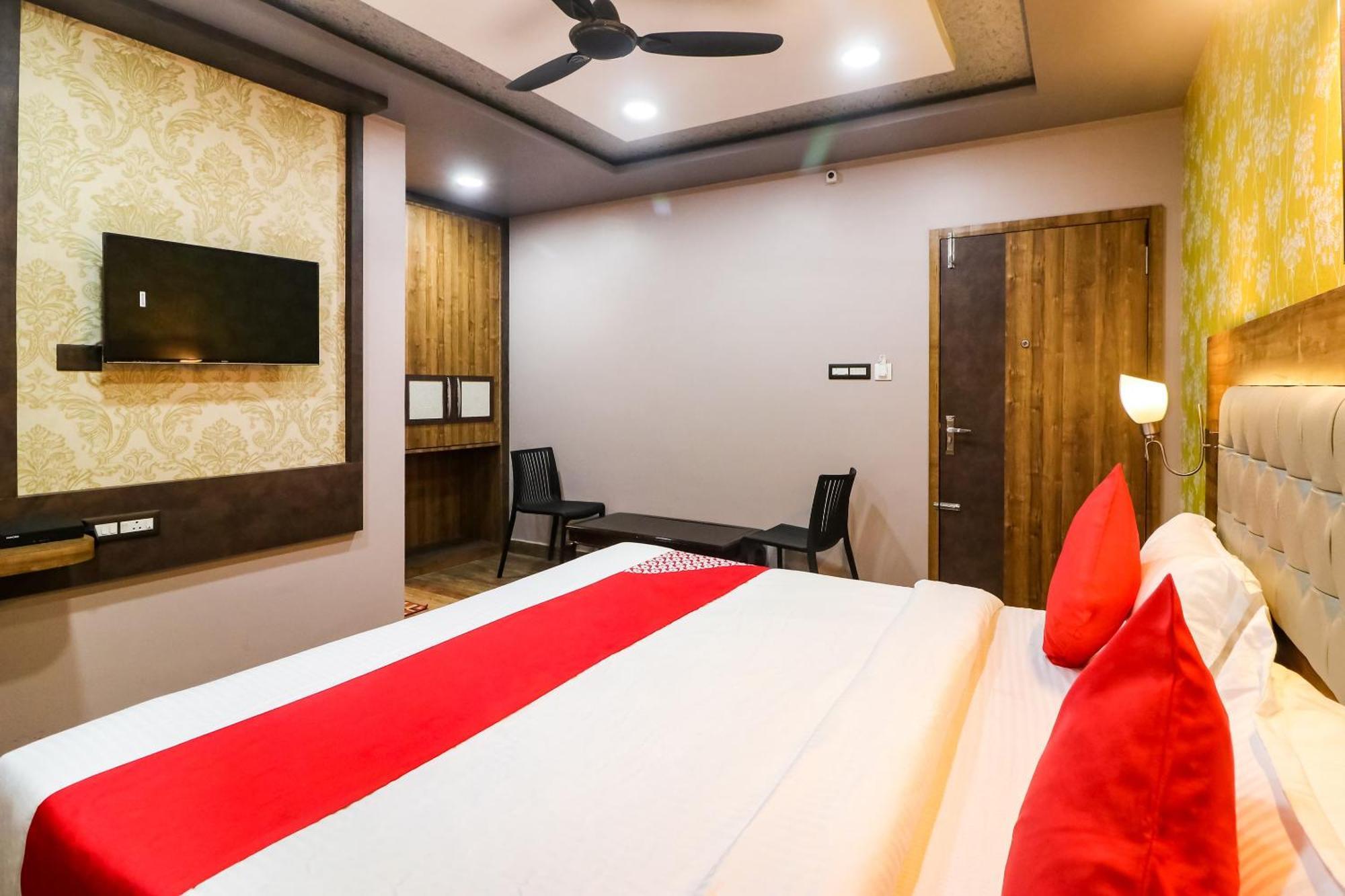 Super Hotel O Padma Manor Brahmapur Екстер'єр фото