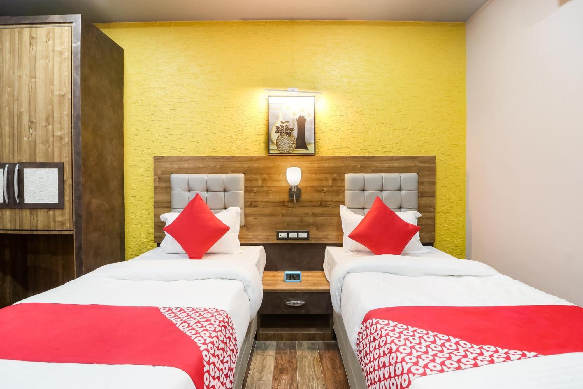 Super Hotel O Padma Manor Brahmapur Екстер'єр фото