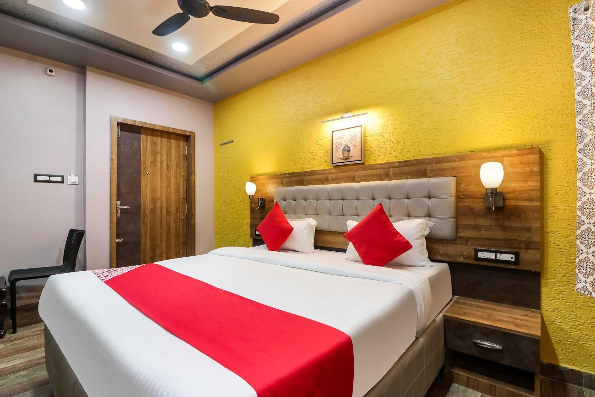 Super Hotel O Padma Manor Brahmapur Екстер'єр фото