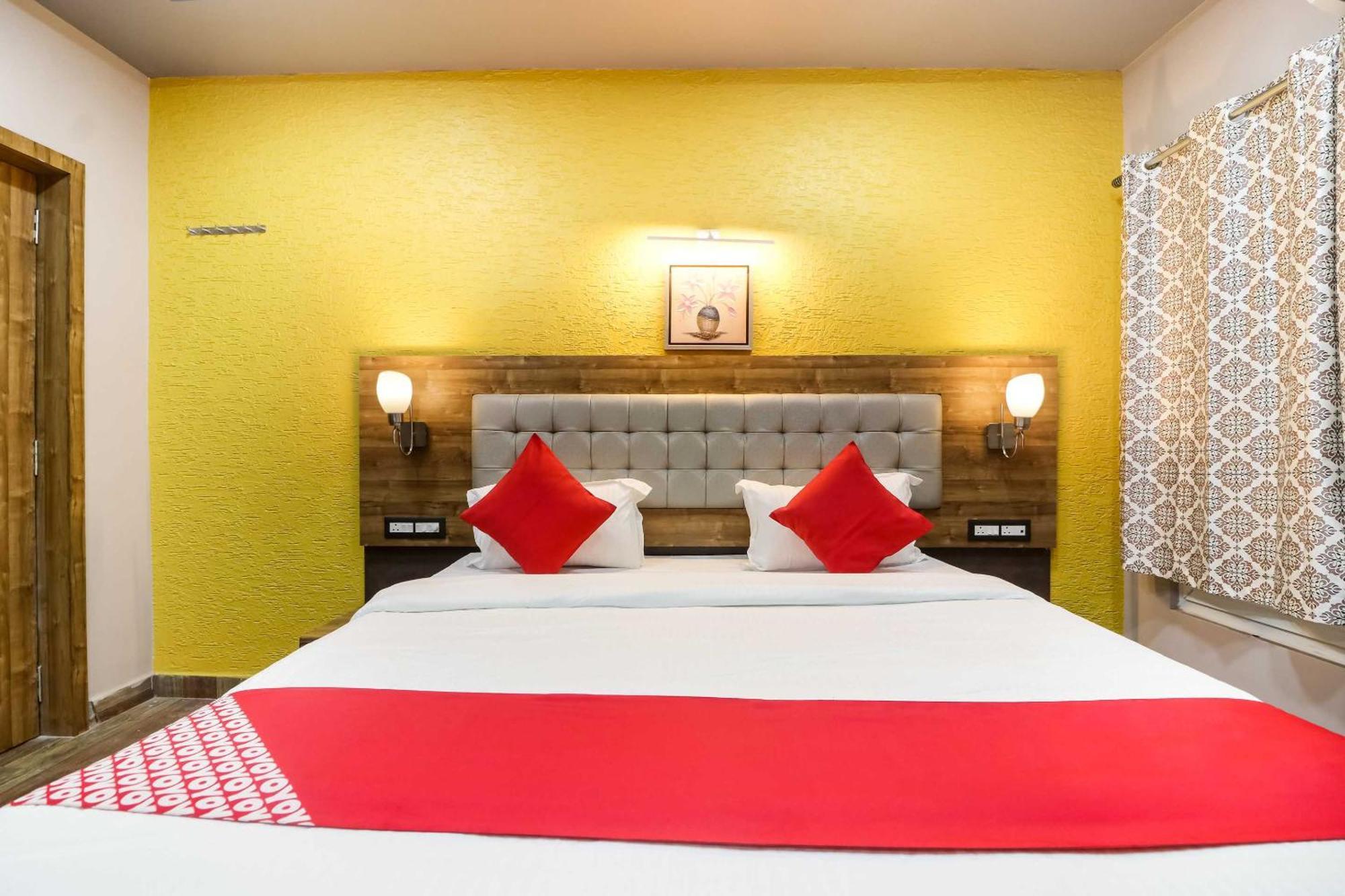 Super Hotel O Padma Manor Brahmapur Екстер'єр фото